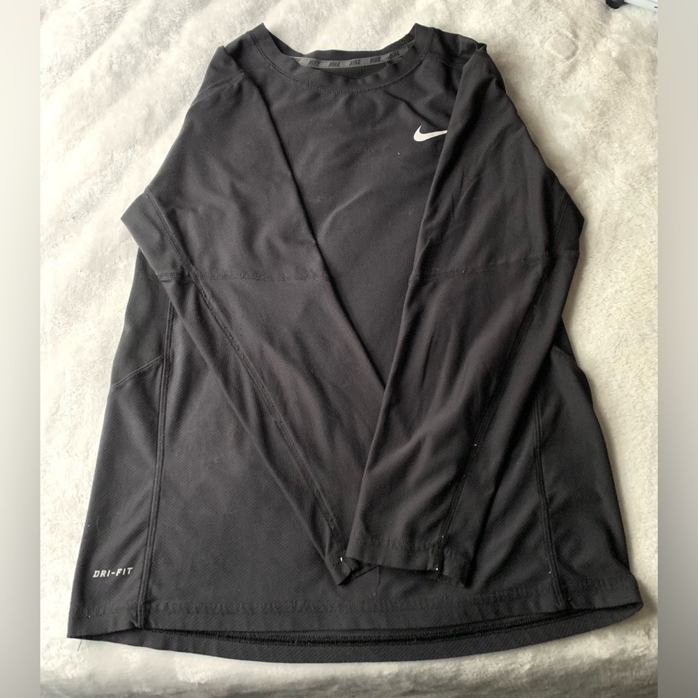 Nike long sleeve shirt